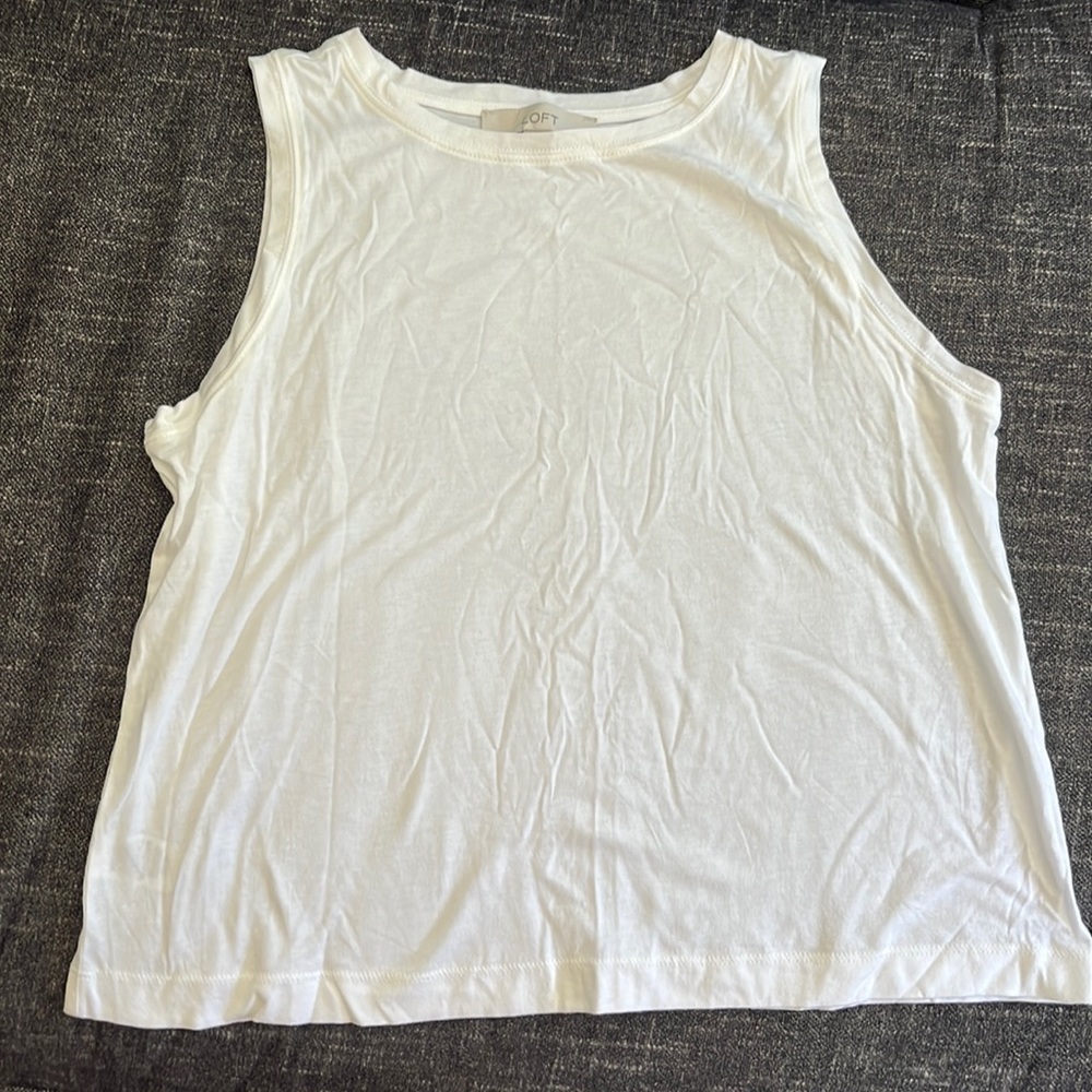 White Loft tank size S
